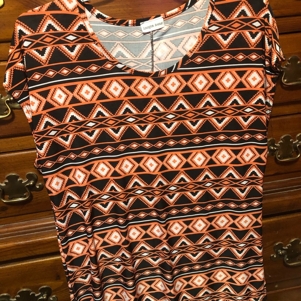 Women’s 2x shirt